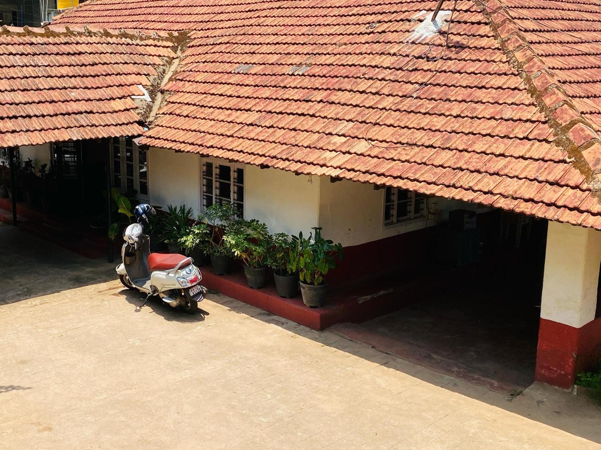 Coorg Daffodil Guesthouse Мадикери Экстерьер фото